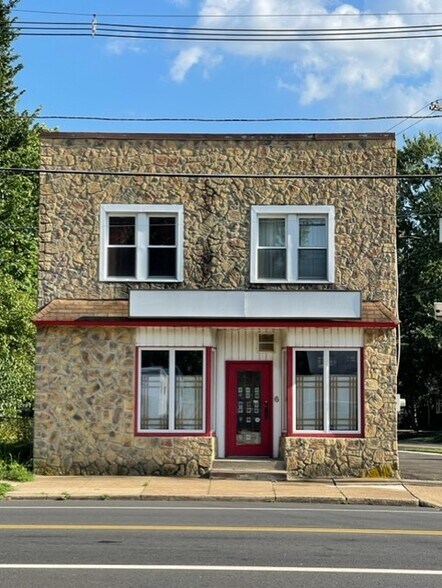 6 E Camden Ave, Moorestown, NJ, 08057 portefeuille de 2 biens à vendre sur LoopNet.fr - Photo de l’immeuble – Image 2 sur 16
