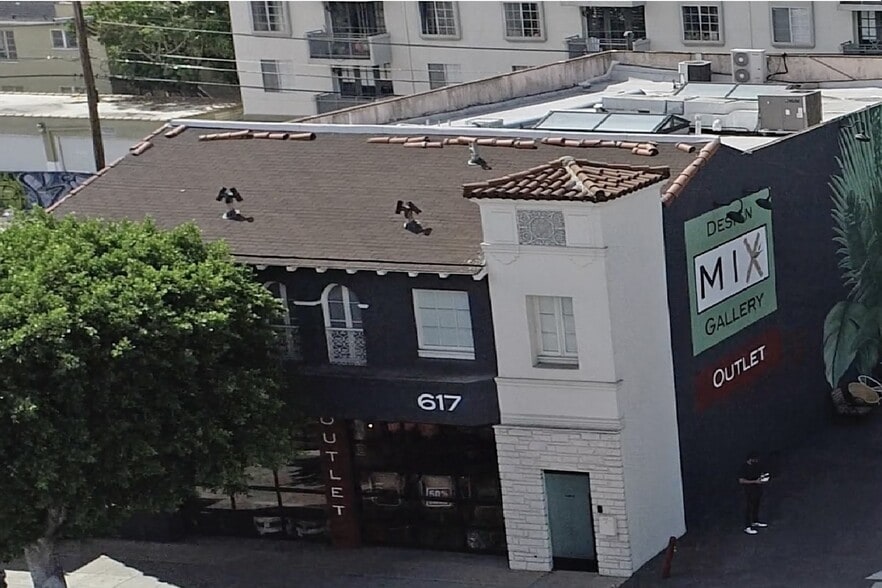 617 S La Brea Ave, Los Angeles, CA à vendre - Photo de l’immeuble – Image 3 sur 12
