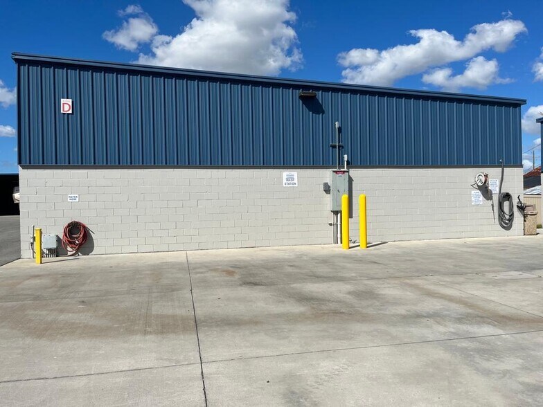 6766 Narcoossee Rd, Orlando, FL à louer - Photo de l’immeuble – Image 3 sur 7