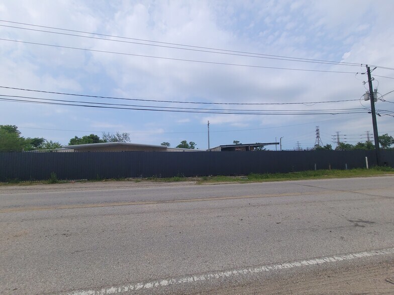 1505 Berry Rd, Houston, TX à vendre - Photo de l’immeuble – Image 2 sur 6