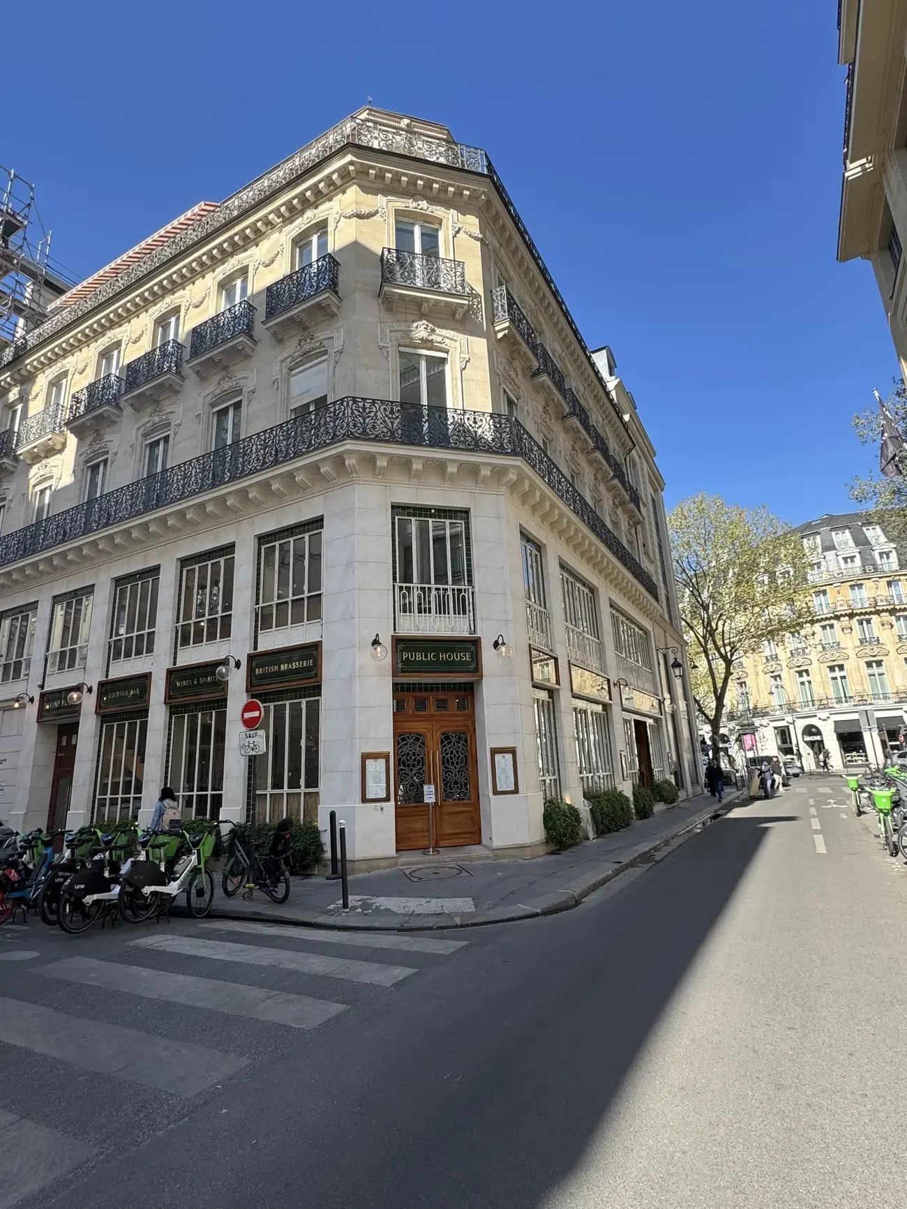 21 Rue Daunou, Paris à louer Photo de l’immeuble– Image 1 sur 7