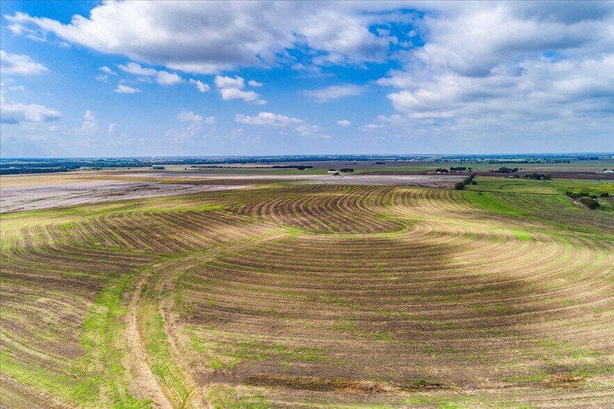550 County Road 404, Taylor, TX à vendre - Aérien – Image 3 sur 24
