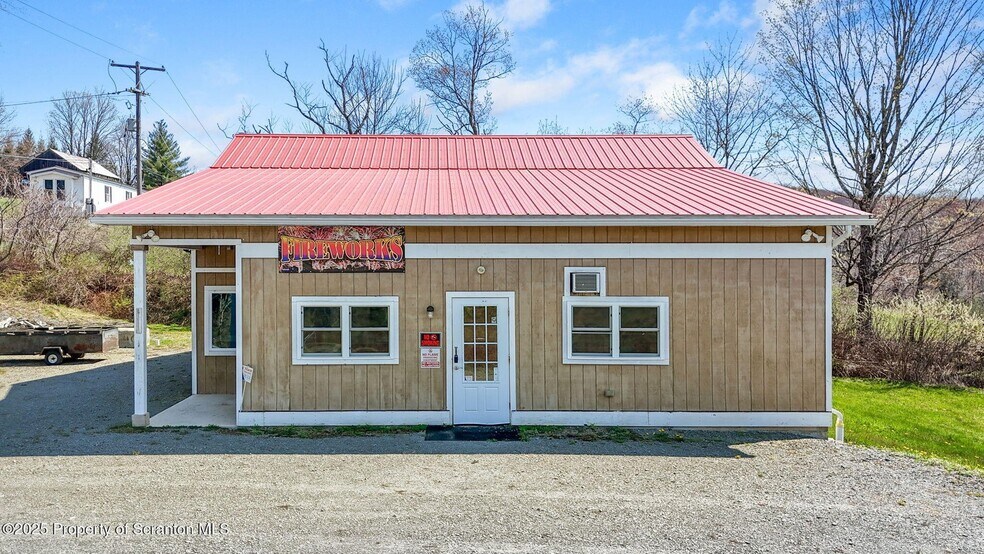 6 Duran Rd, Equinunk, PA à vendre - Photo de l’immeuble – Image 2 sur 20