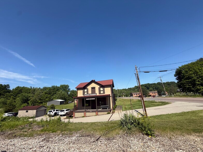 1050 Boyce Rd, Pittsburgh, PA à vendre - Photo de l’immeuble – Image 3 sur 13