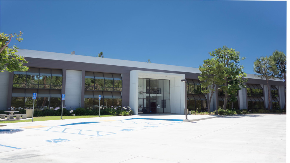 3333 S Brea Canyon Rd, Diamond Bar, CA à vendre - Photo de l’immeuble – Image 2 sur 7