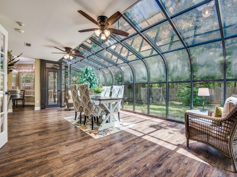 355 Hillbend Dr, Keller, TX à vendre - Photo de l’immeuble – Image 2 sur 9