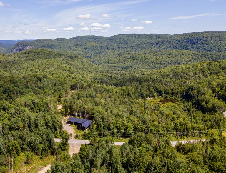 600 De Montcalm, Montcalm, QC à vendre - Photo de l’immeuble – Image 2 sur 4