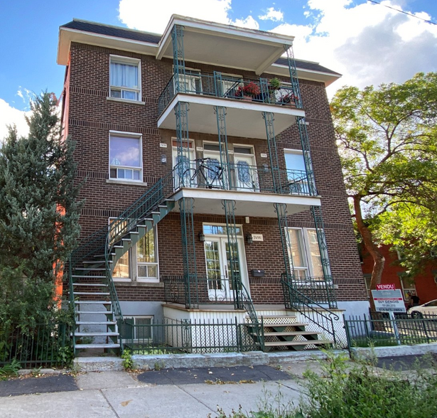 7490-7498 Av De Châteaubriand, Montréal, QC à vendre - Photo principale – Image 1 sur 1