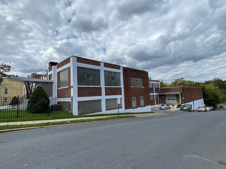 801 W Greenleaf St, Allentown, PA à louer - Photo de l’immeuble – Image 2 sur 2