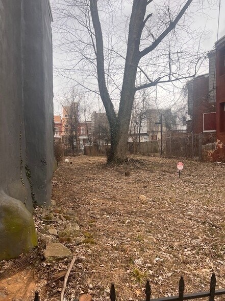 5668 Morton st, Philadelphia, PA à vendre - Photo de l’immeuble – Image 2 sur 4