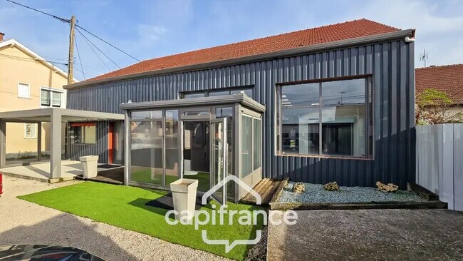 Plus de détails pour Local commercial à vendre