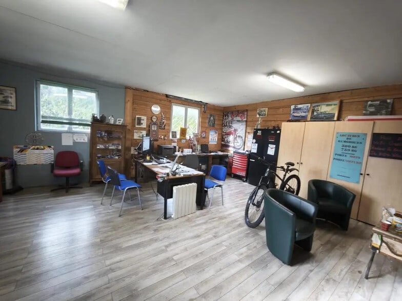 Industriel/Logistique dans Achicourt à vendre - Photo de l’immeuble – Image 1 sur 2