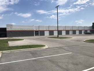 Plus de détails pour 511 Little League Blvd, Clarksville, IN - Local commercial à louer