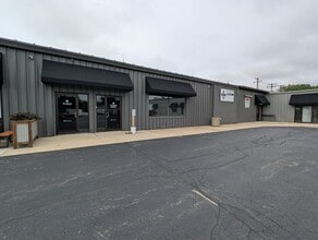 1600 E Lincoln Hwy, Dekalb, IL à louer Photo intérieure– Image 2 sur 13