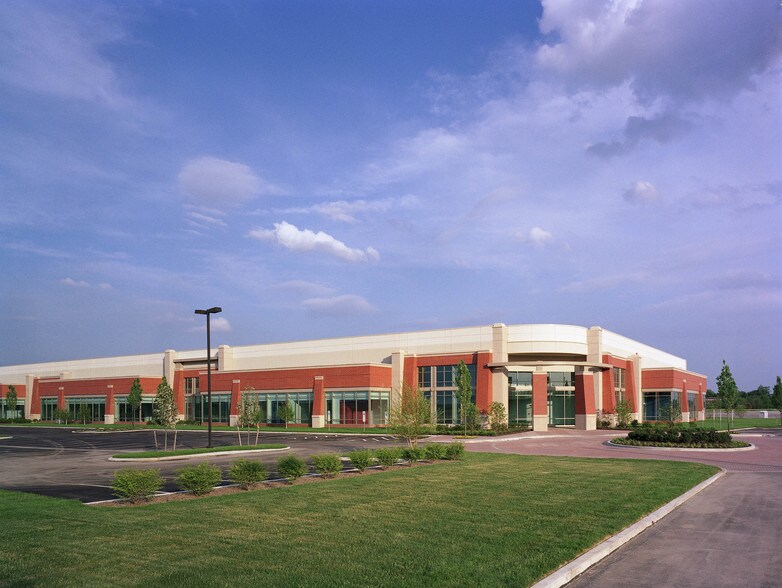 4751 League Island Blvd, Philadelphia, PA à louer - Photo de l’immeuble – Image 3 sur 3