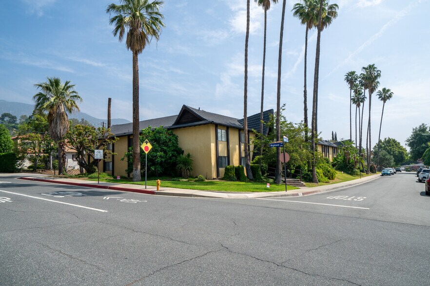 1817 2nd St, Duarte, CA à vendre - Photo de l’immeuble – Image 3 sur 20