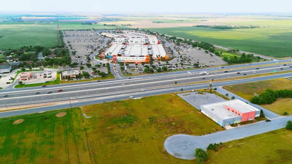 5006 Us-83 Expy, Mercedes, TX à louer - Aérien – Image 3 sur 5