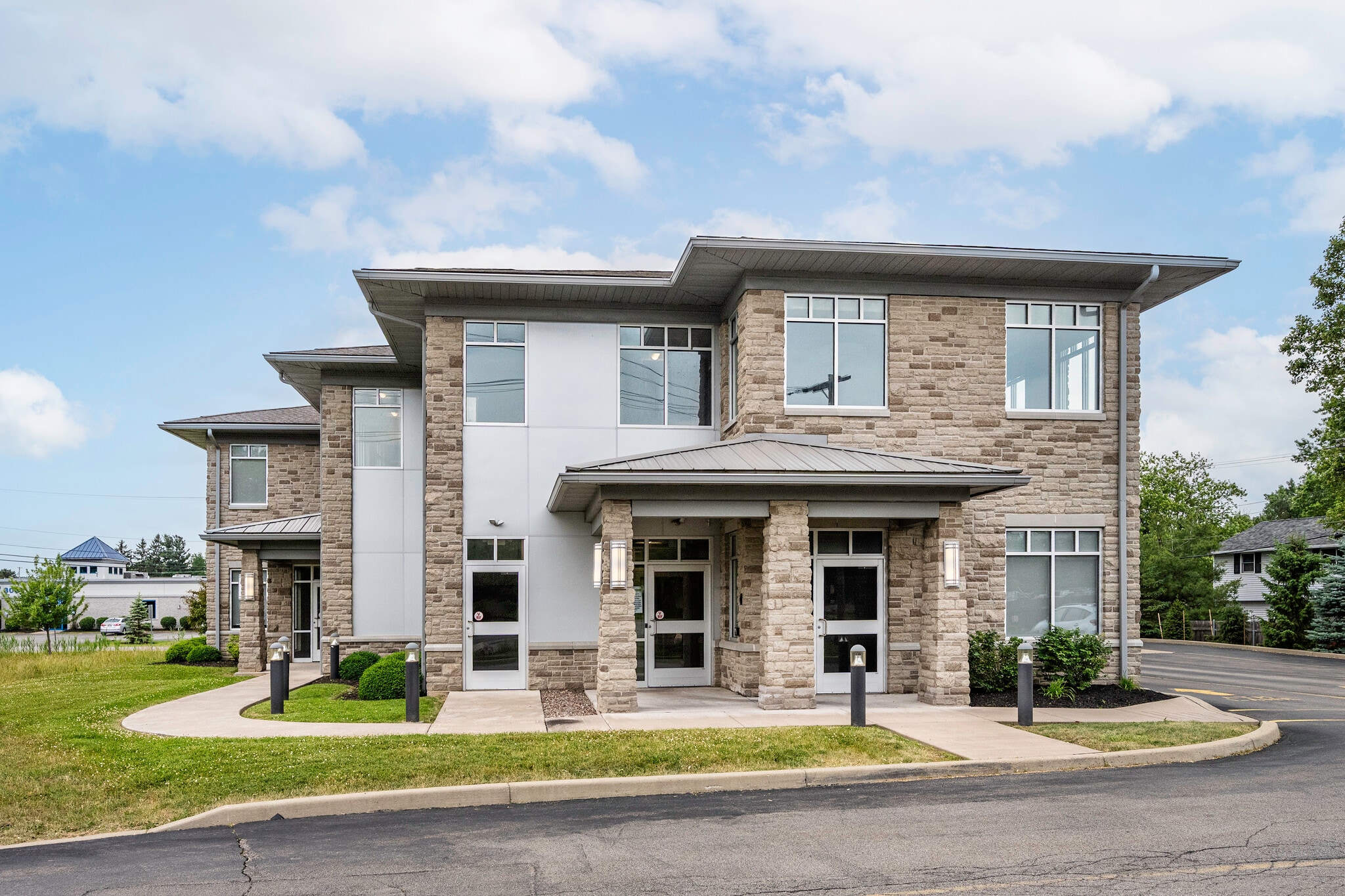 3020 Orchard Park Rd, Buffalo, NY à vendre Photo principale– Image 1 sur 88