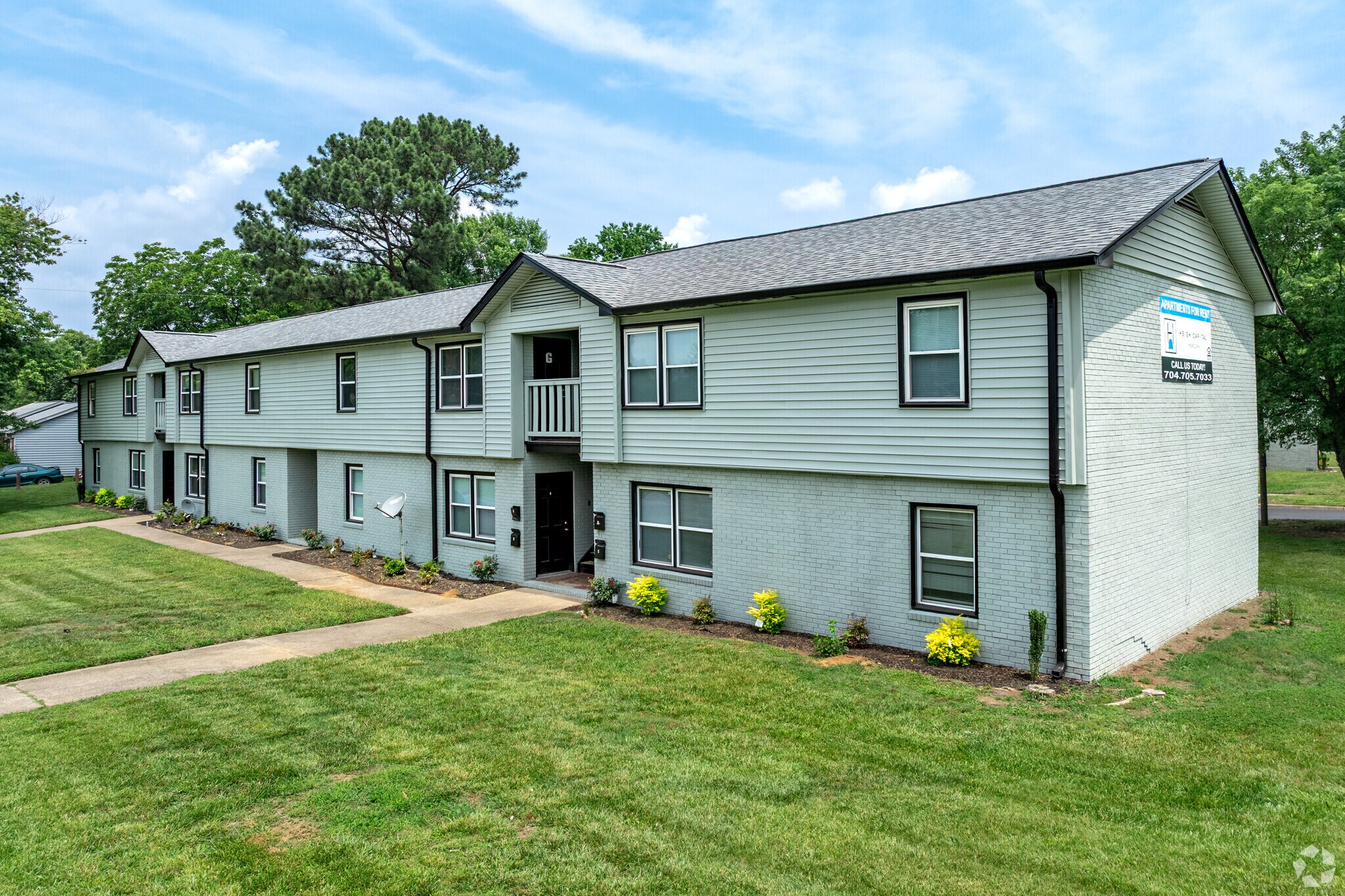 2607 Cedarhurst Dr, Charlotte, NC à vendre Photo principale– Image 1 sur 32