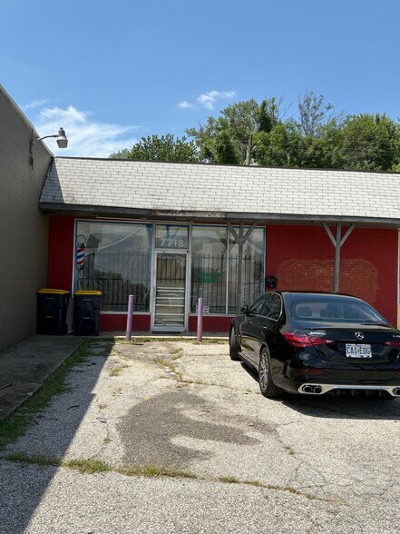 7714-7720 Troost Ave, Kansas City, MO à louer - Photo de l’immeuble – Image 3 sur 9