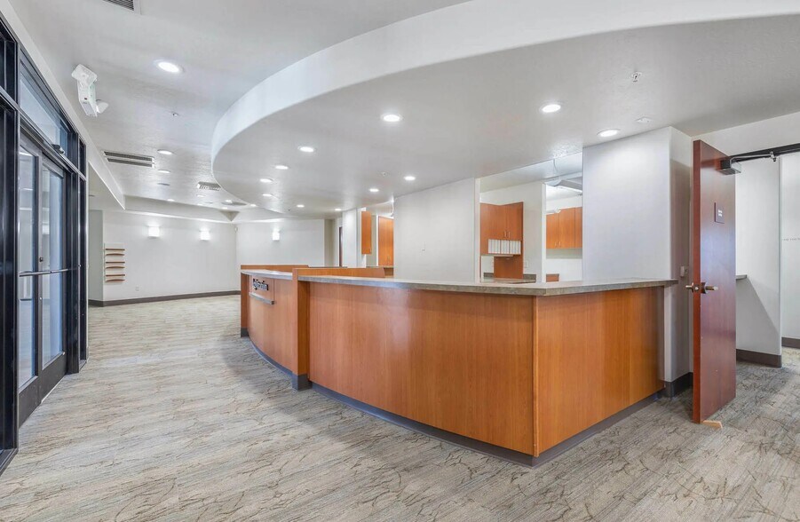 1880 W Judith Ln, Boise, ID à vendre - Hall d’entrée – Image 3 sur 11