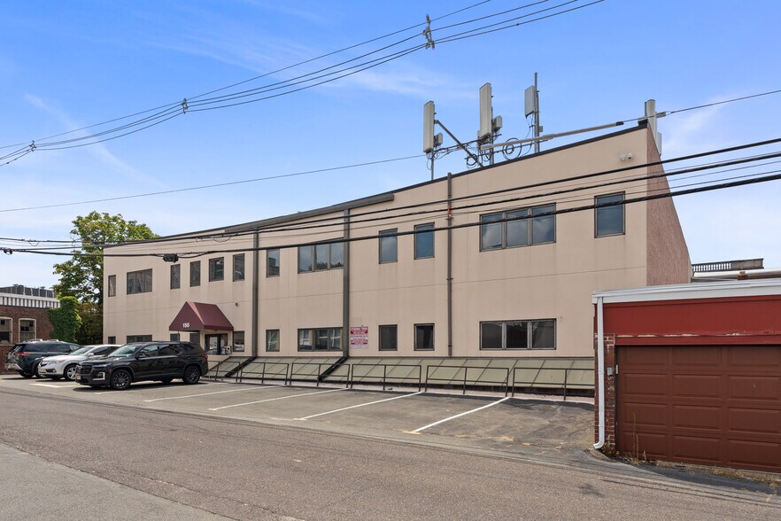150 W State St, Trenton, NJ à louer - Photo de l’immeuble – Image 2 sur 7