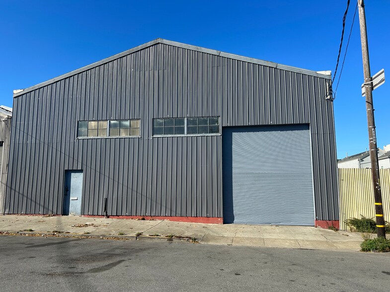1619 Jerrold Ave, San Francisco, CA à louer - Photo de l’immeuble – Image 2 sur 6