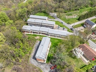 Plus de détails pour 1567 Cathell Rd, Pittsburgh, PA - Logement à vendre