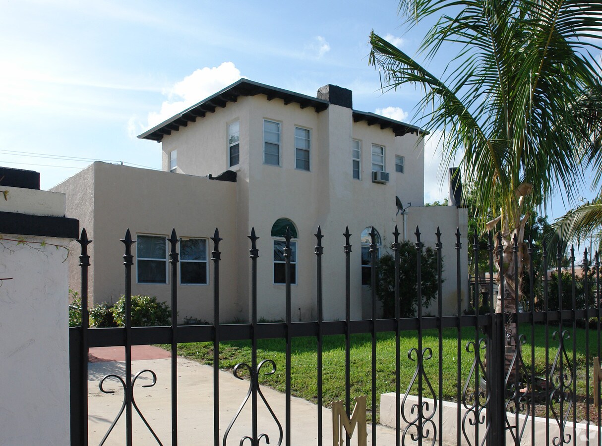 View Photo
