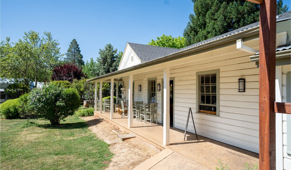 350 Main St, Murphys, CA à vendre - Photo de l’immeuble – Image 3 sur 11