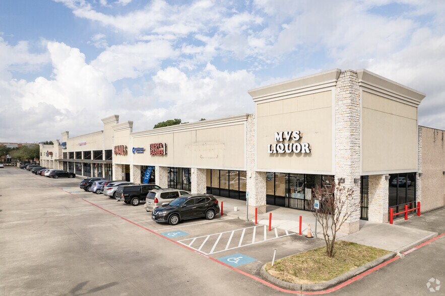 2400 Fm 2920 Rd, Spring, TX à louer - Photo principale – Image 2 sur 4