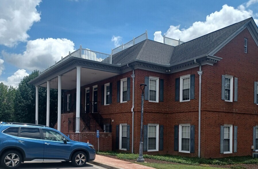 5046 Thoroughbred Ln, Brentwood, TN à louer - Photo de l’immeuble – Image 2 sur 11