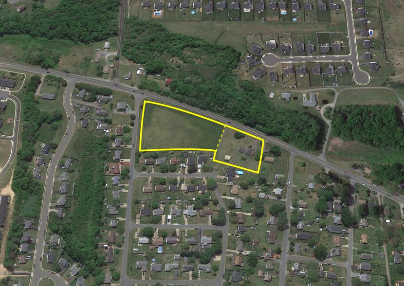 10421 Tidewater Trl, Fredericksburg, VA à vendre - Photo de l’immeuble – Image 2 sur 4