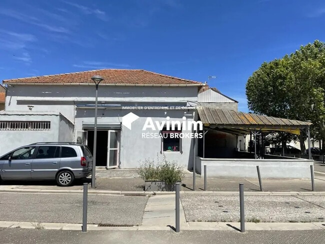 Plus de détails pour Local commercial à vendre