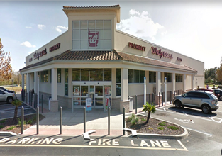 2821 W 25th St, Sanford, FL à louer Photo intérieure– Image 2 sur 6