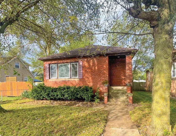 7 Unit NWI Portfolio portefeuille de 6 biens à vendre sur LoopNet.fr - Photo de l’immeuble – Image 3 sur 6