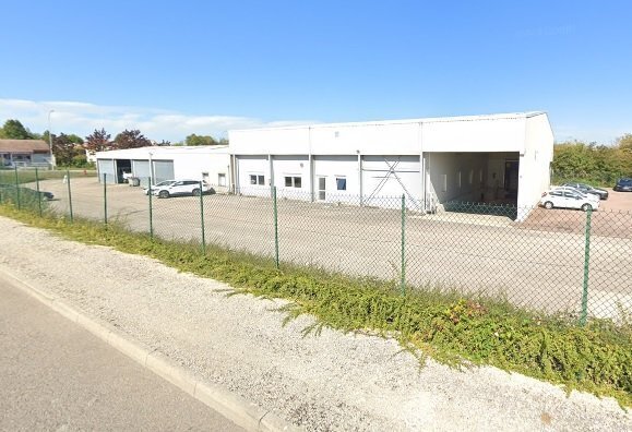 Local d’activités dans Chevigny-Saint-Sauveur à louer - Photo de l’immeuble – Image 3 sur 10