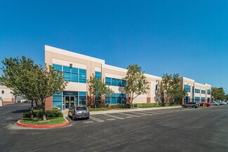 Plus de détails pour 7555 N San Fernando Rd, Burbank, CA - Industriel/Logistique à louer