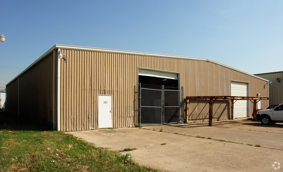 1315 Missouri Ave, South Houston, TX à louer - Photo de l’immeuble – Image 2 sur 2