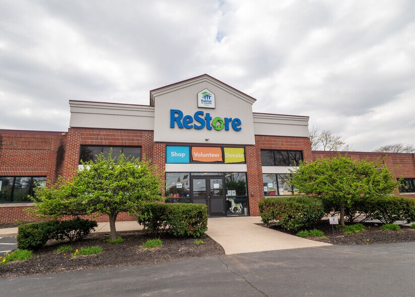 2555 Bethel Rd, Columbus, OH à vendre - Photo de l’immeuble – Image 2 sur 29