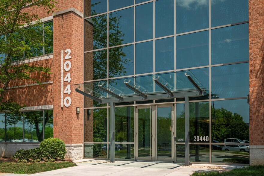 20440 Century Blvd, Germantown, MD à louer - Photo principale – Image 1 sur 18