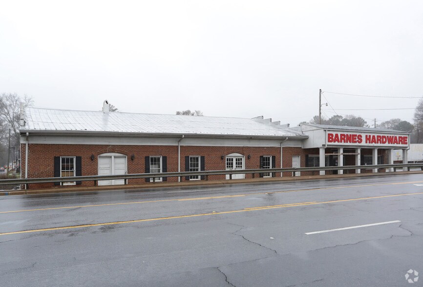 910 Veterans Memorial Hwy, Mableton, GA à louer - Photo de l’immeuble – Image 2 sur 4