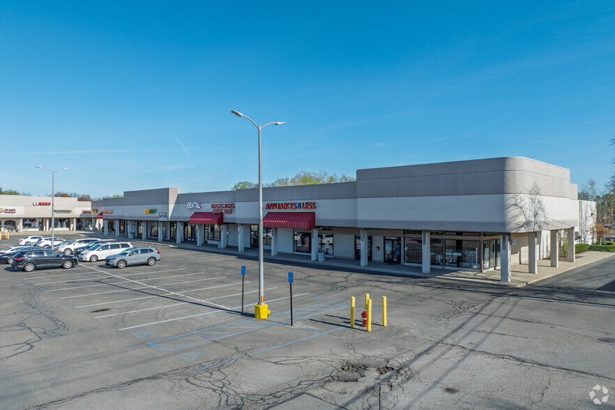 8204-8260 23 Mile Rd, Shelby Township, MI à louer - Photo de l’immeuble – Image 3 sur 6