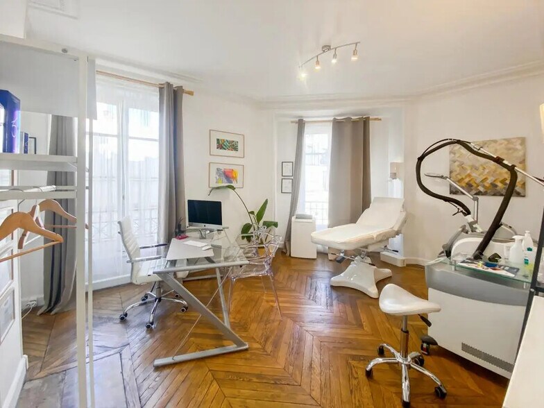 Bureau dans Paris à louer - Photo de l’immeuble – Image 3 sur 8