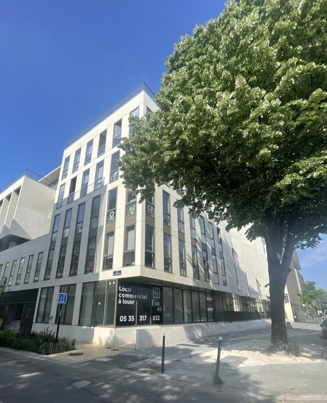 Bureau dans Bordeaux à louer Photo de l’immeuble– Image 1 sur 10