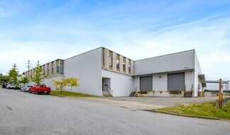 Plus de détails pour 8248-8276 Borden St, Vancouver, BC - Industriel/Logistique à louer