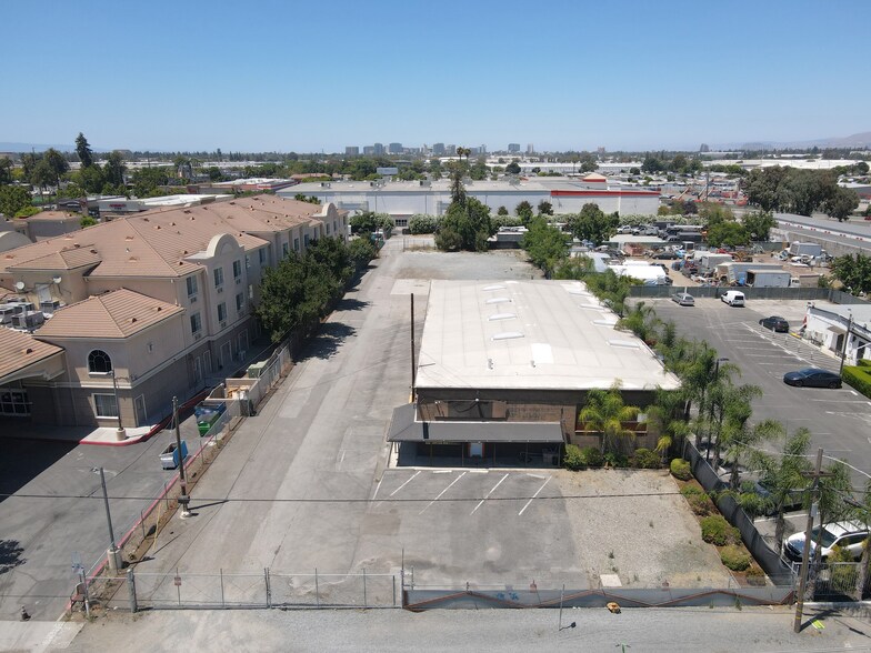 85 Old Tully Rd, San Jose, CA à louer - Photo de l’immeuble – Image 2 sur 14