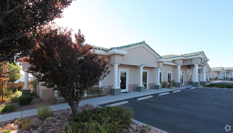 9728 Gilespie St, Las Vegas, NV à vendre - Photo de l’immeuble – Image 2 sur 3