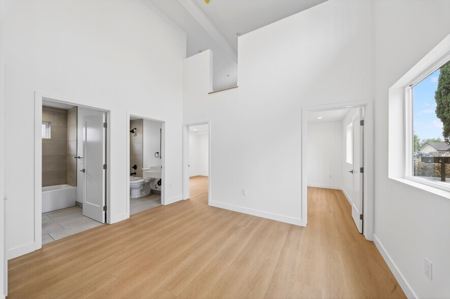 337-343 N Magnolia St, Orange, CA à vendre - Photo de l’immeuble – Image 3 sur 37