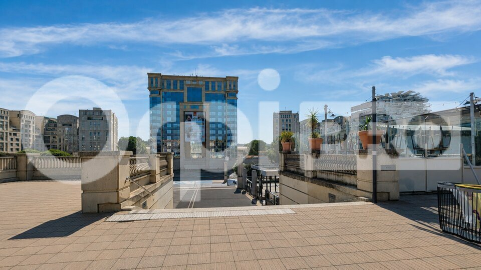 Local commercial dans Montpellier à louer Photo de l’immeuble– Image 1 sur 10
